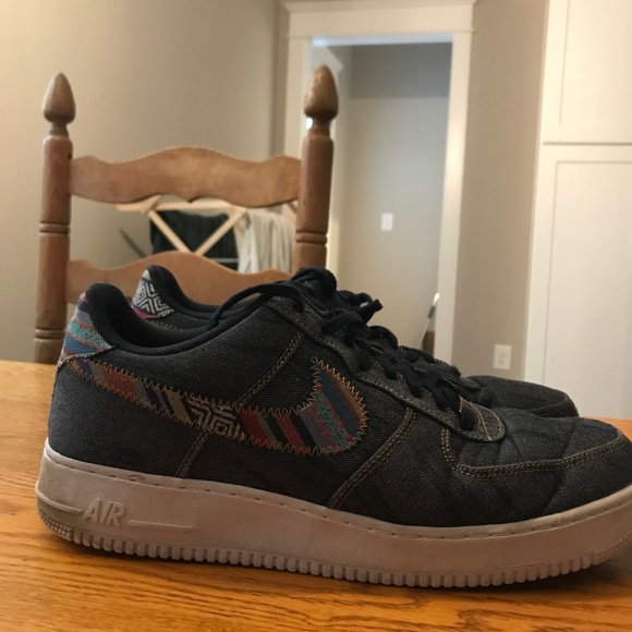 Nike Air Force 1 Low 07 LV8 Men's Shoe - Picture 3 of 4